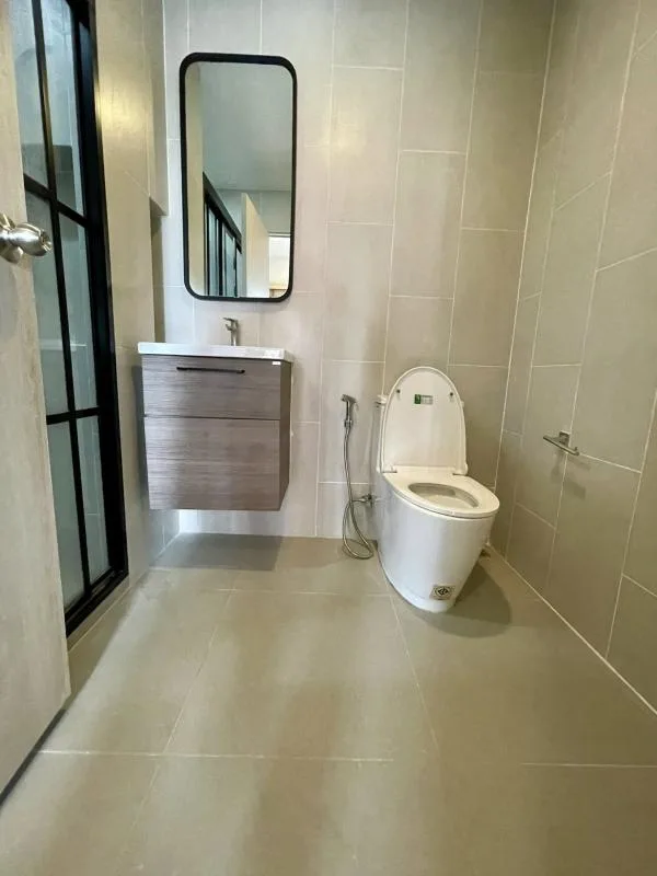 Property photos for Metris Rama 9-ramkhamhaeng