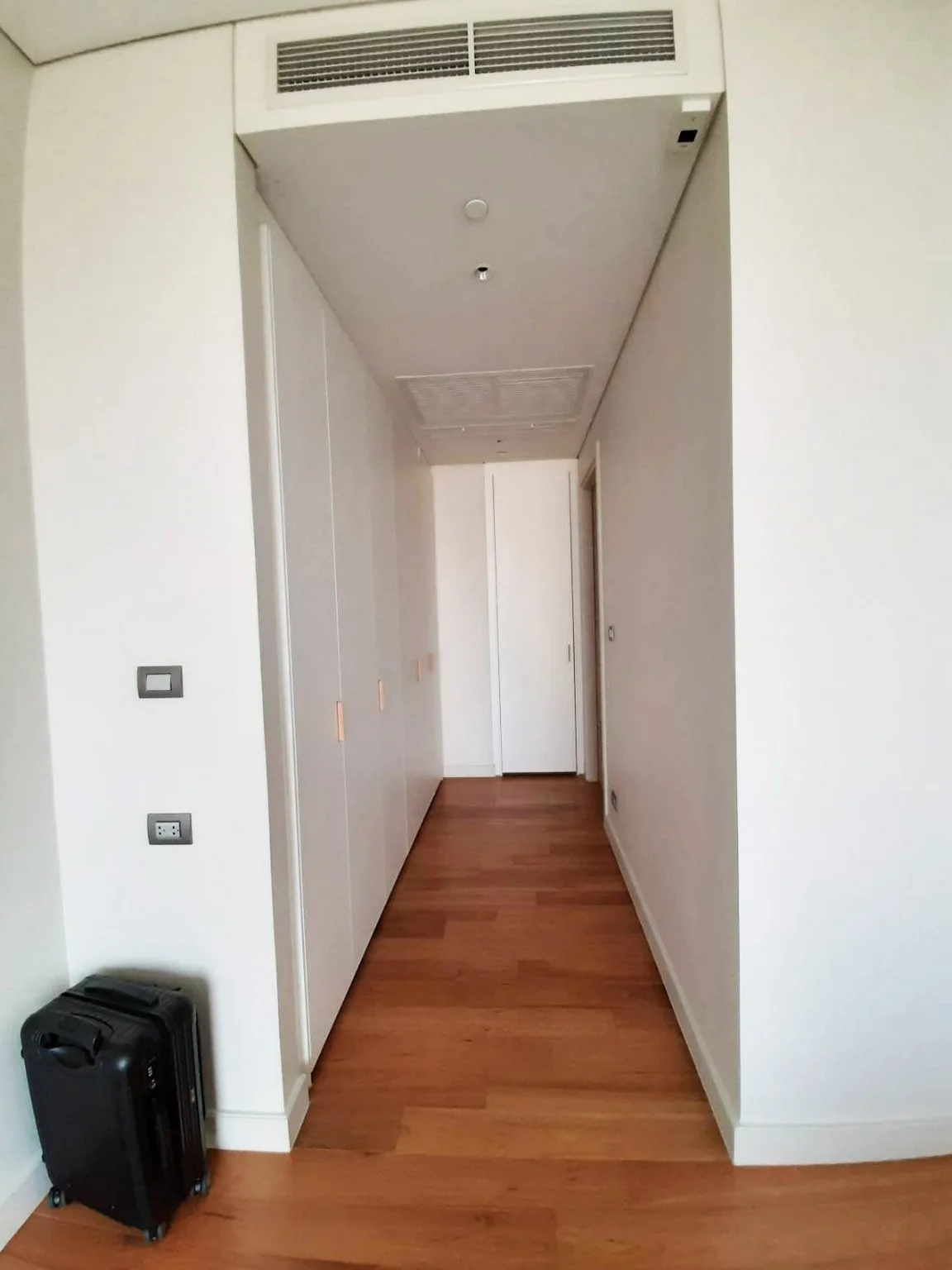 Property photos for Sindhorn Residence
