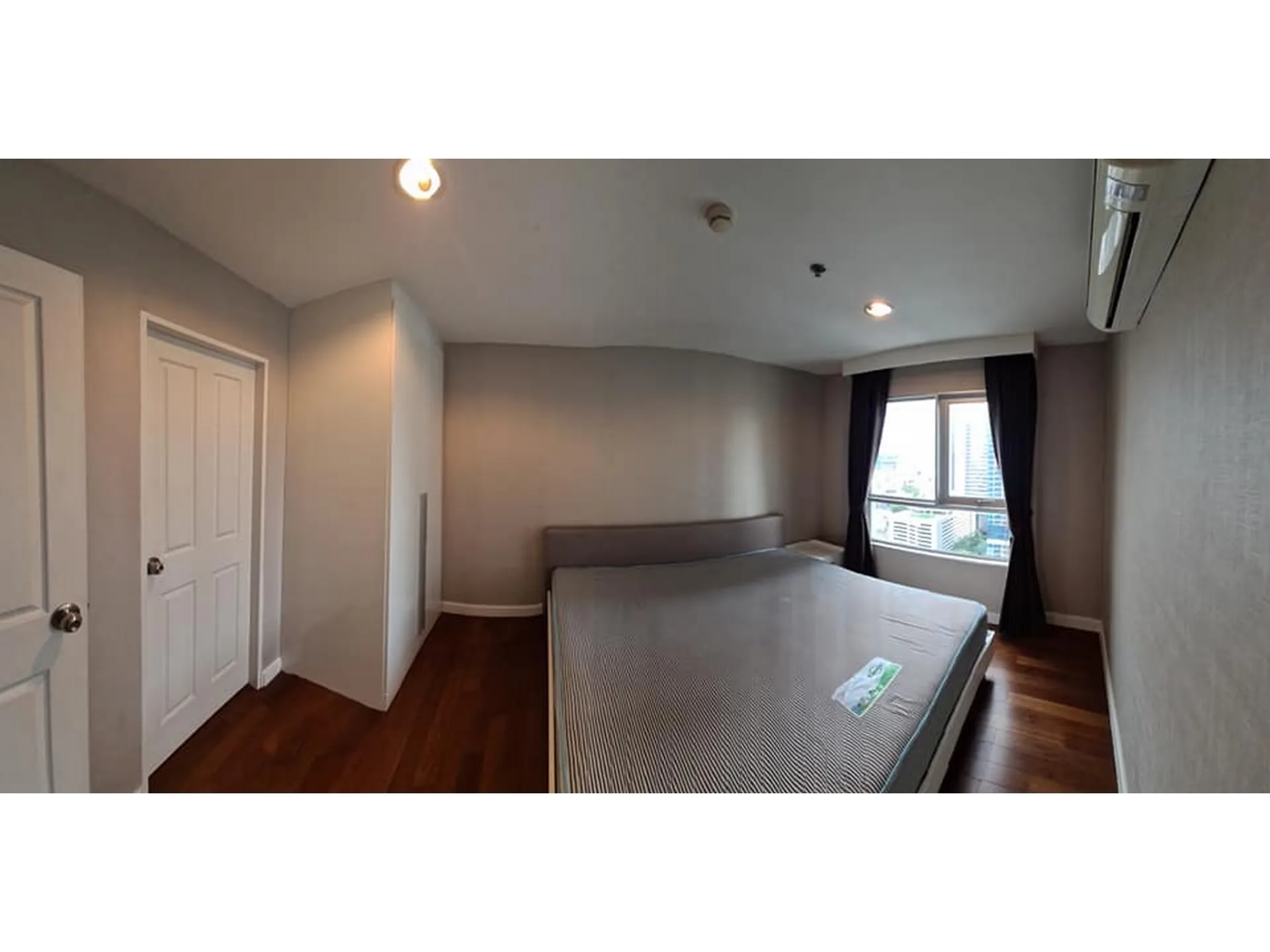 Property photos for Belle Grand Rama 9
