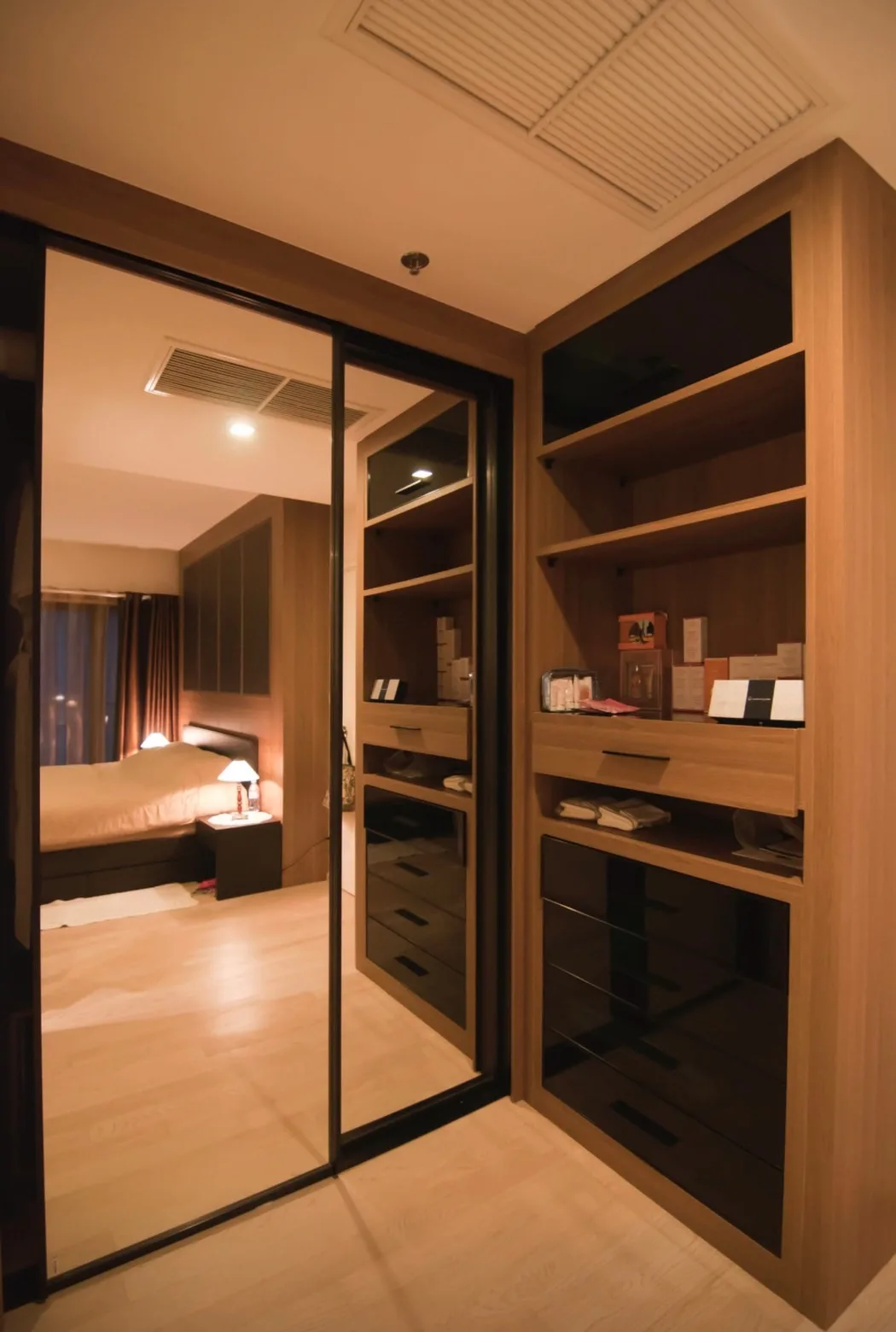 Property photos for Noble Remix