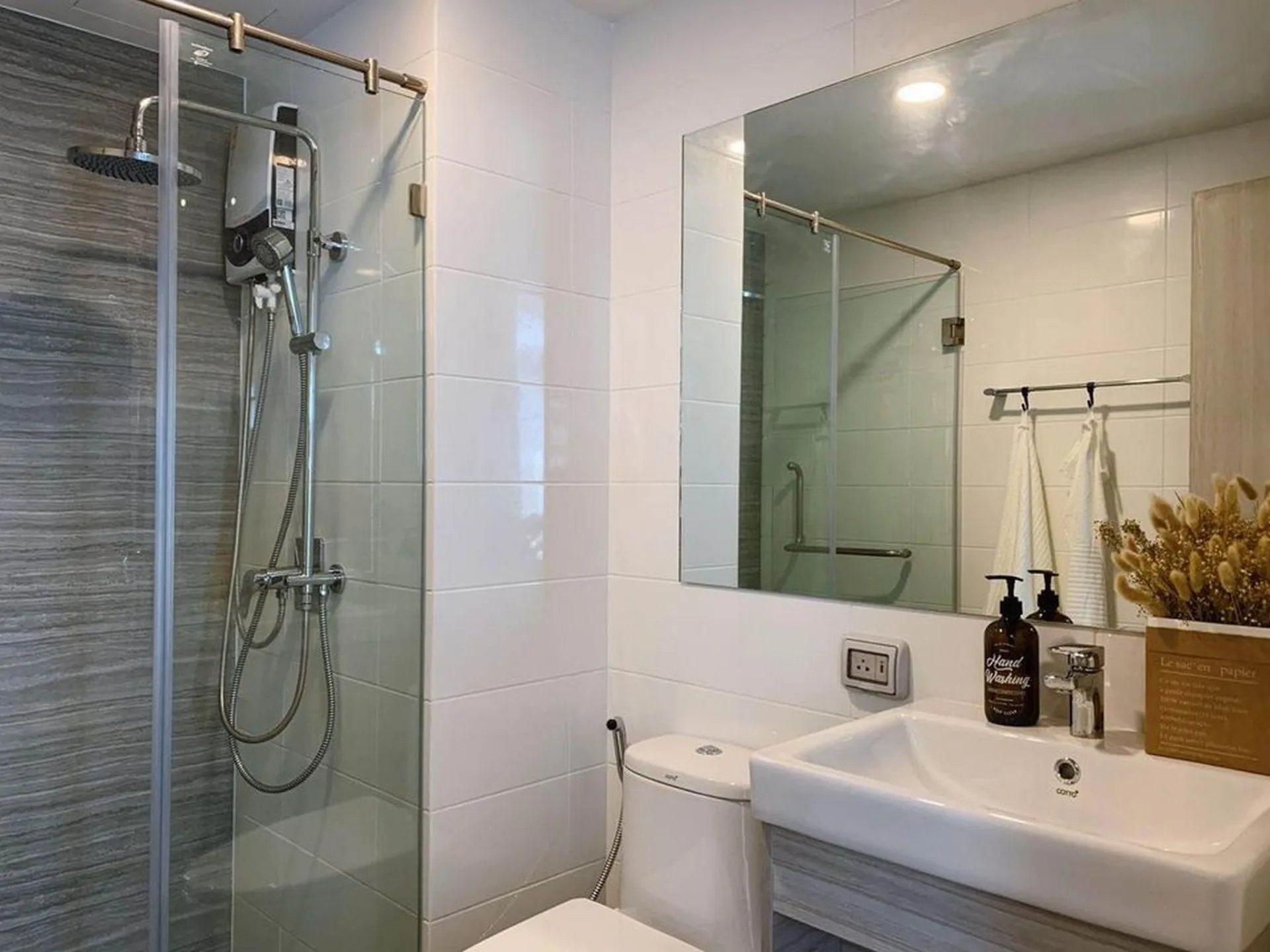Property photos for KnightsBridge Collage Sukhumvit 107