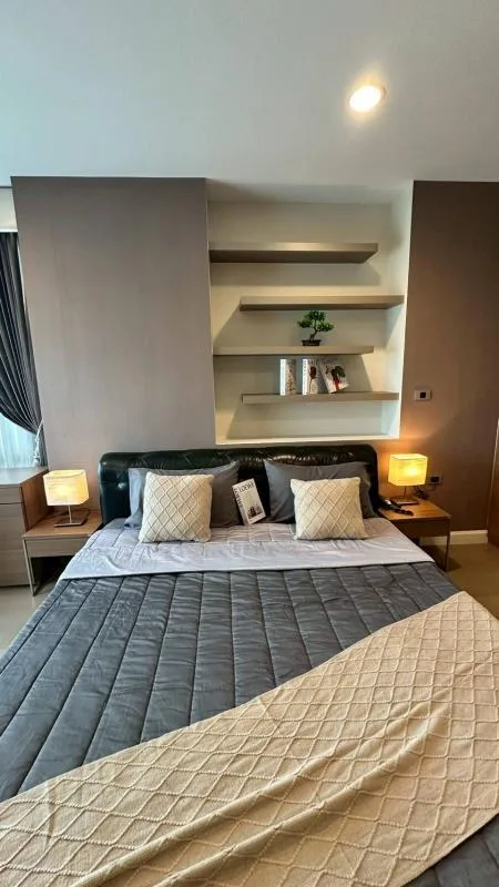 Property photos for The Crest Sukhumvit 34