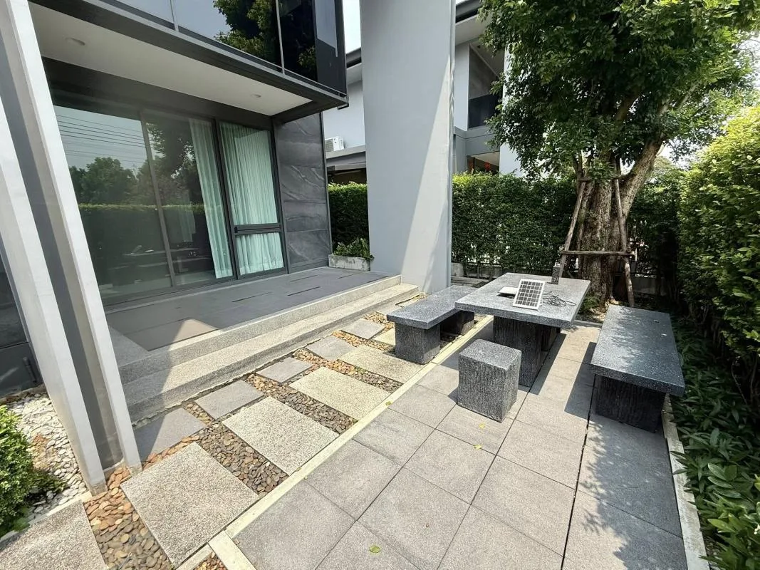 Property photos for Setthasiri Krungthep Kreetha 2