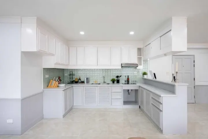 Property photos for Saranjai Mansion
