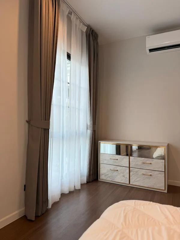 Property photos for Sansiri 10 East