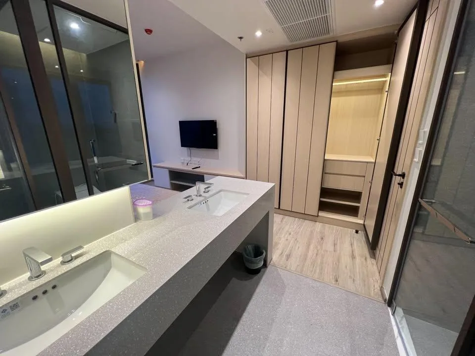 Property photos for Arom Wongamat