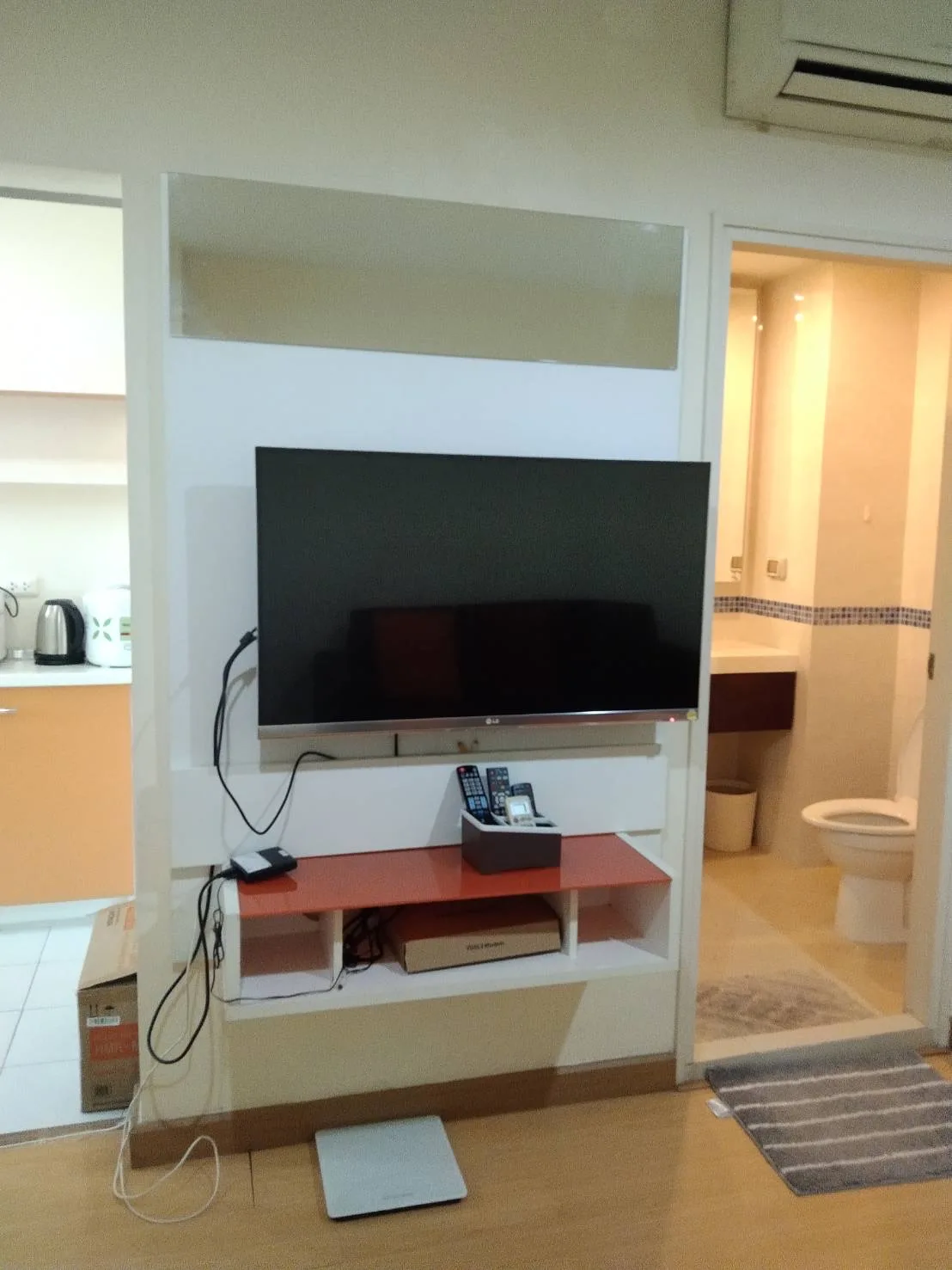 Property photos for Life Sukhumvit 65