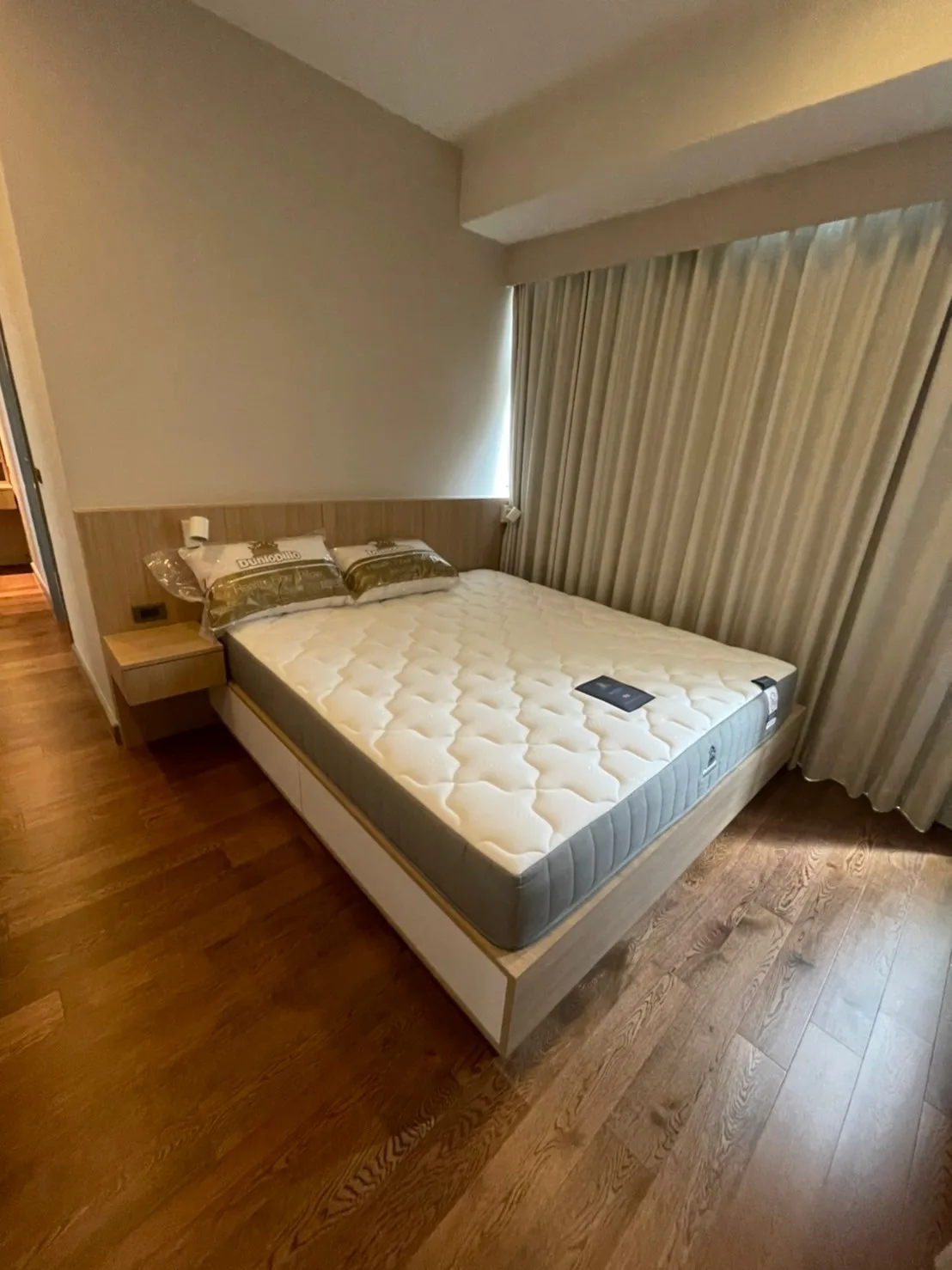 Property photos for M Silom