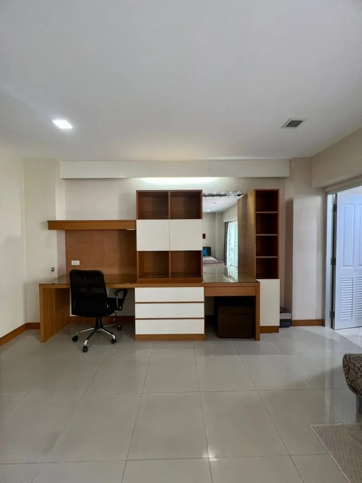 Property photos for Aree Place Phahonyothin