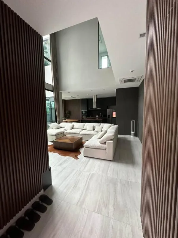 Property photos for The Gentry Rama 9