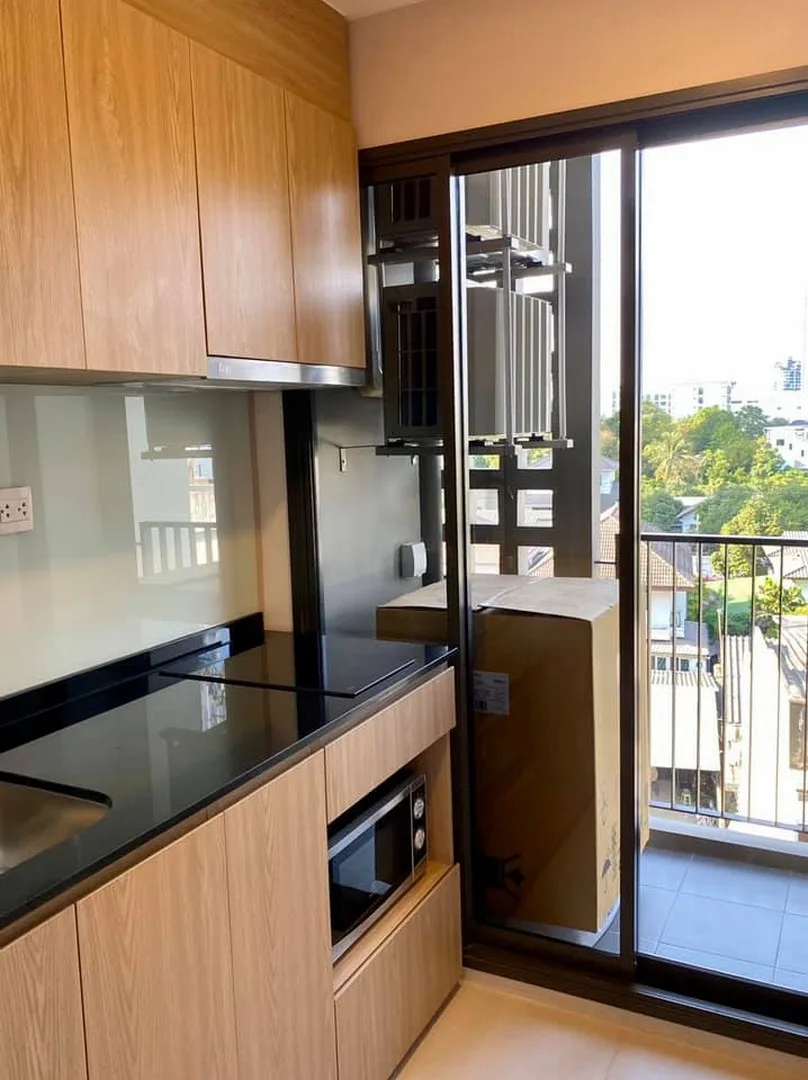 Property photos for Chambers On - nut Station