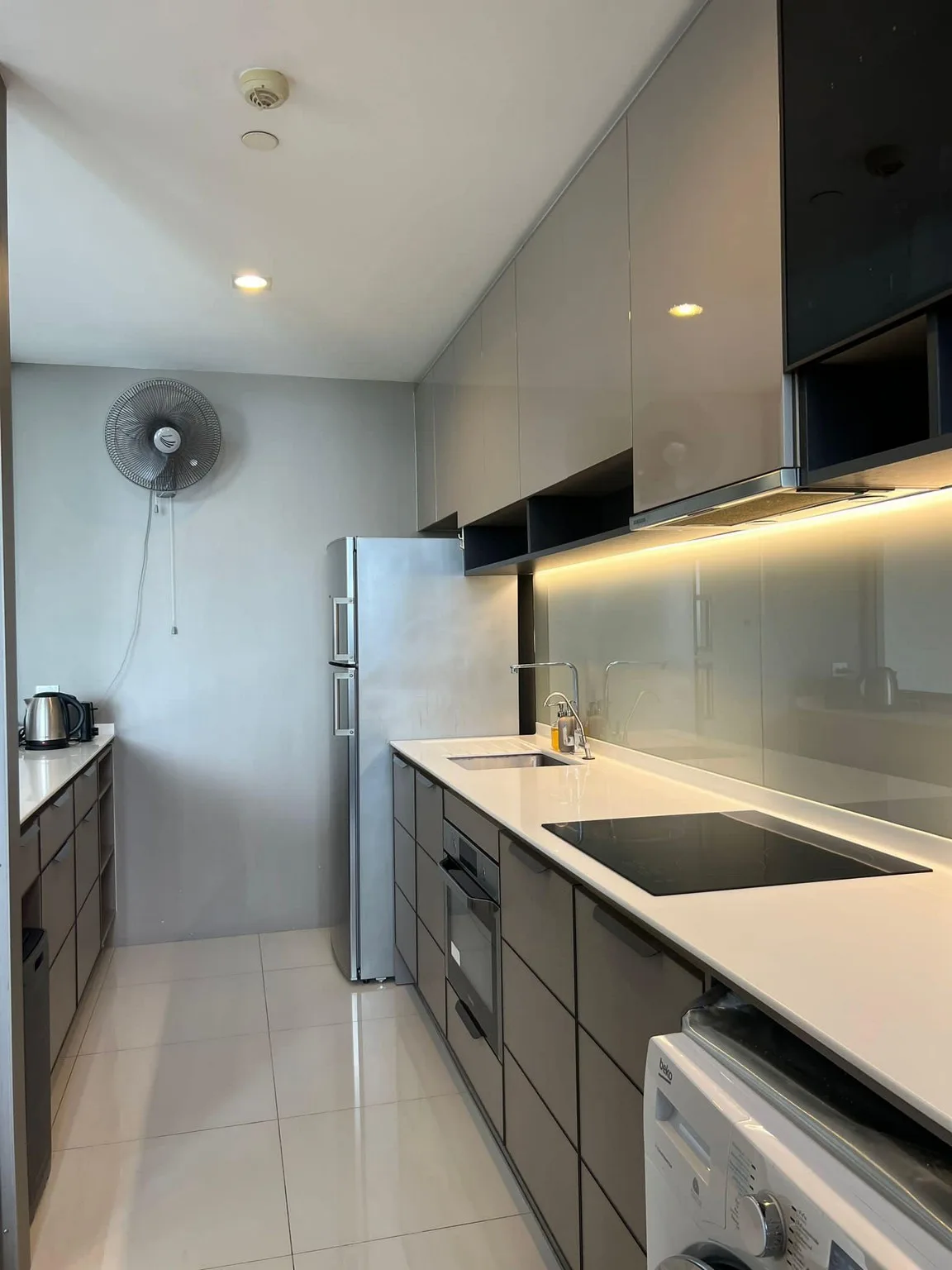 Property photos for 333 Riverside