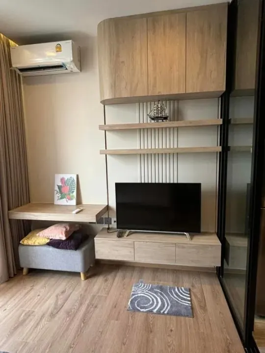 Property photos for Noble Around Ari