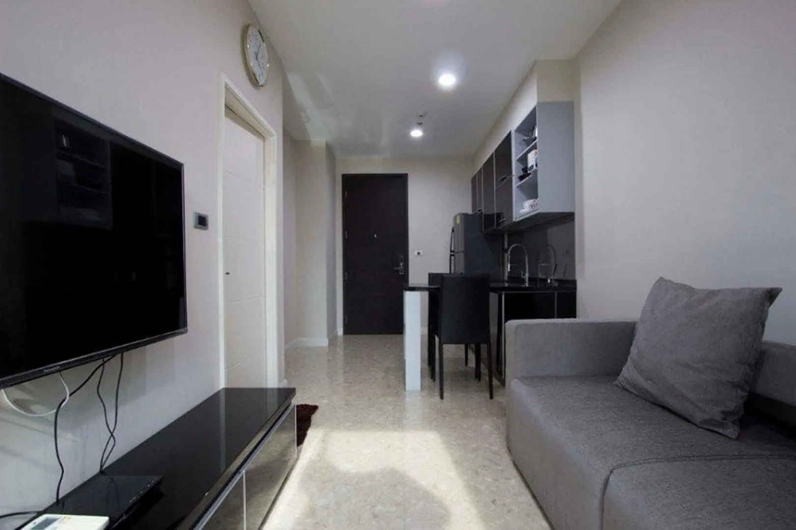 Property photos for The Crest Sukhumvit 34