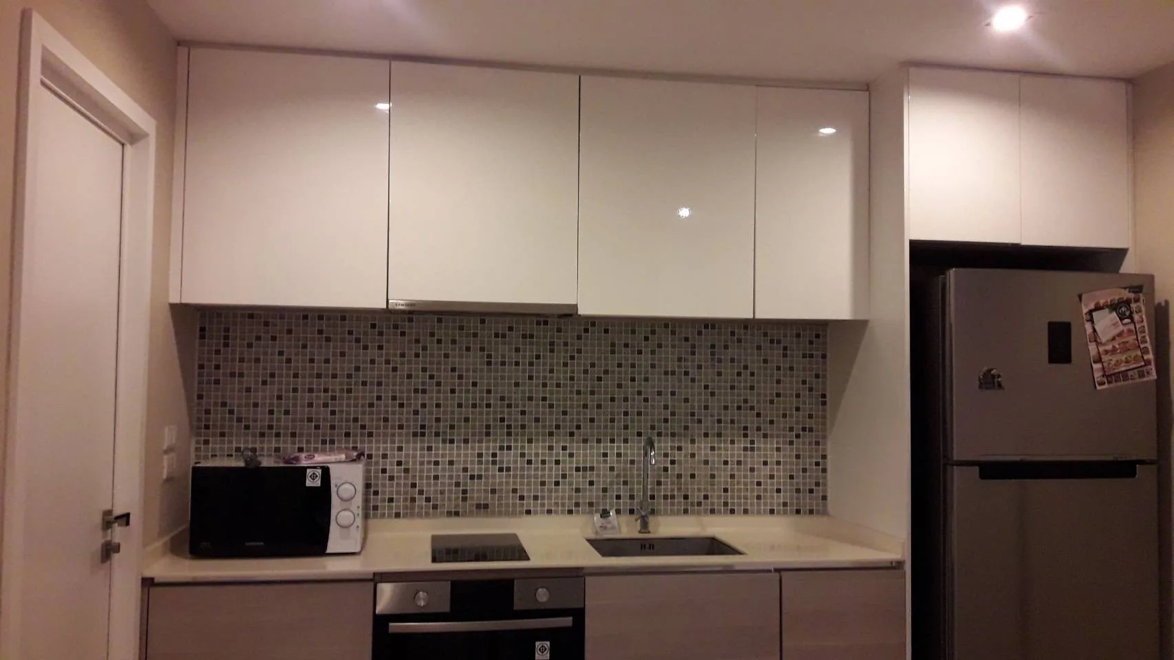 Property photos for The Room Sukhumvit 21