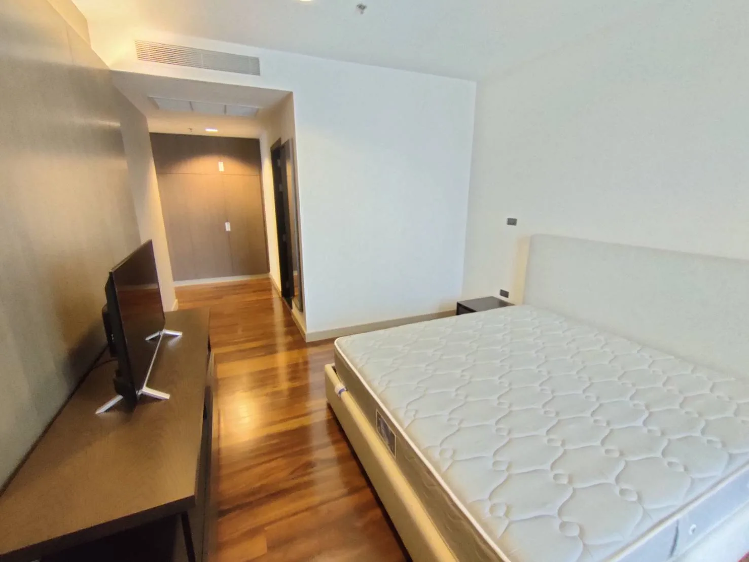 Property photos for Piya Residence 28 -30