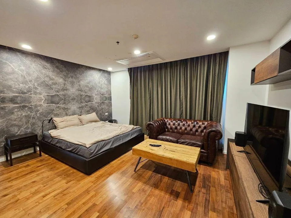 Property photos for Sathorn Heritage