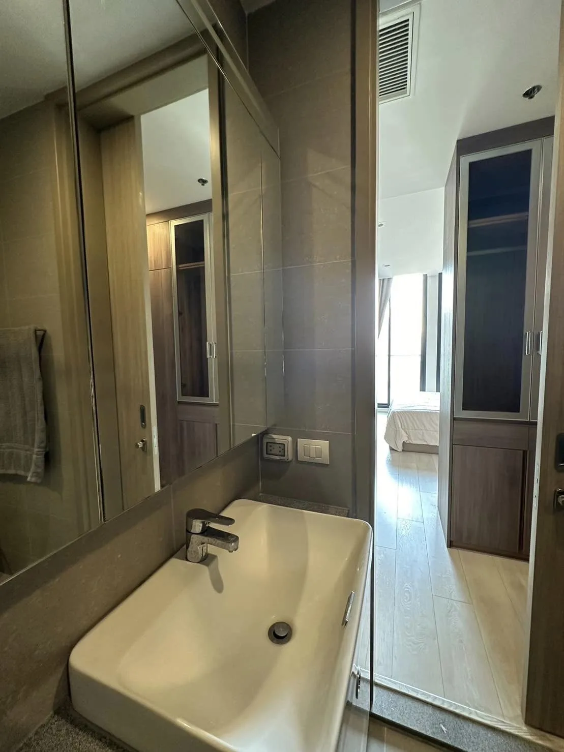 Property photos for Noble Ploenchit