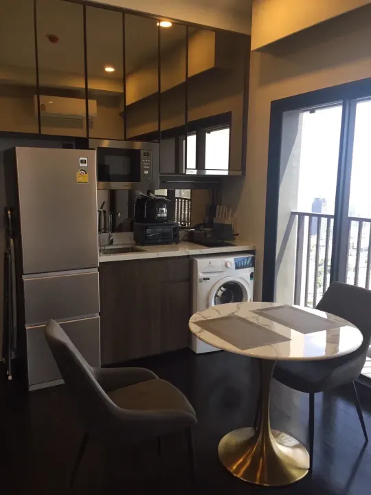 Property photos for Park Origin Thonglor