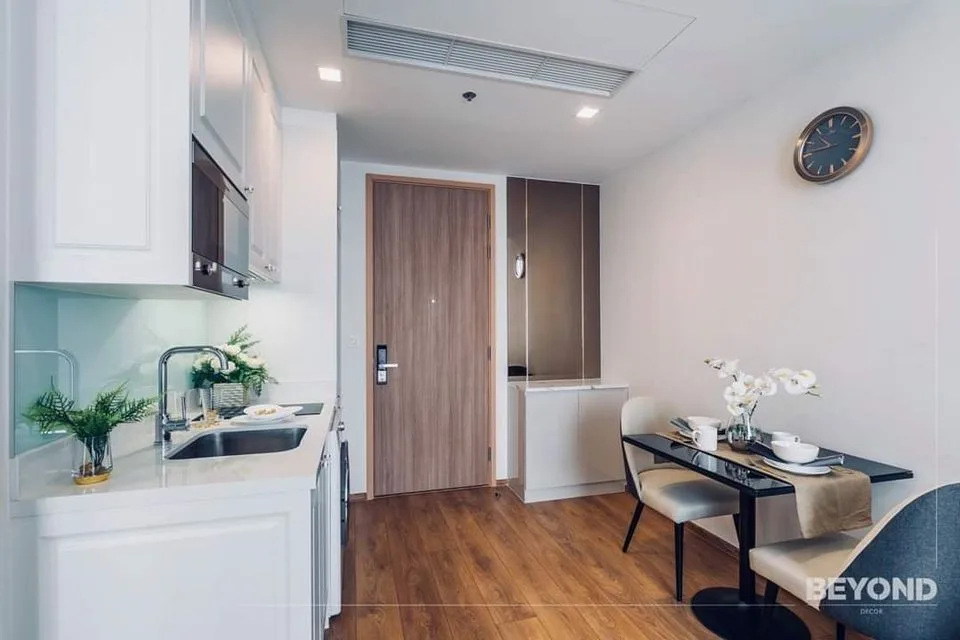 Property photos for Noble BE 33