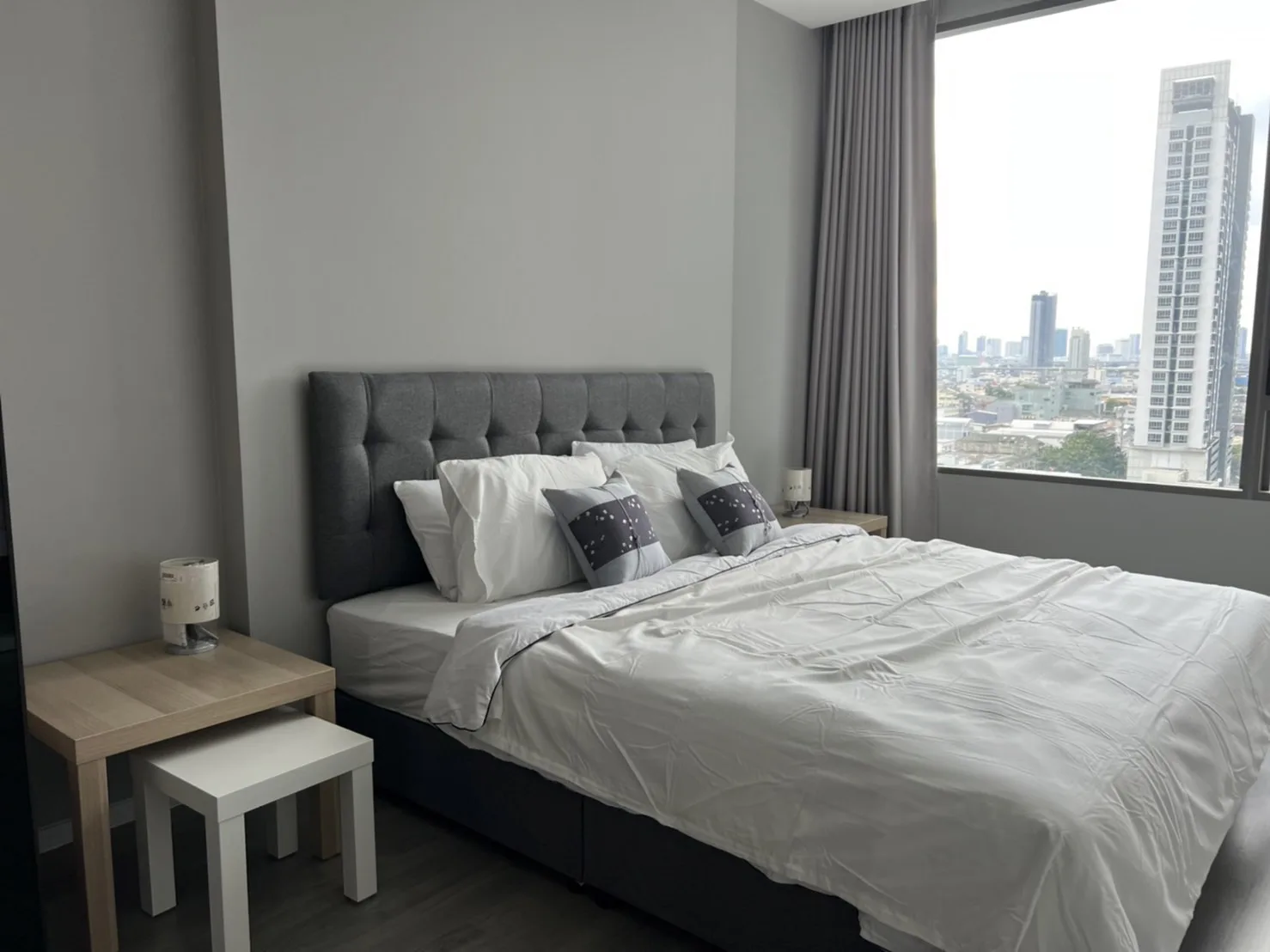 Property photos for 333 Riverside