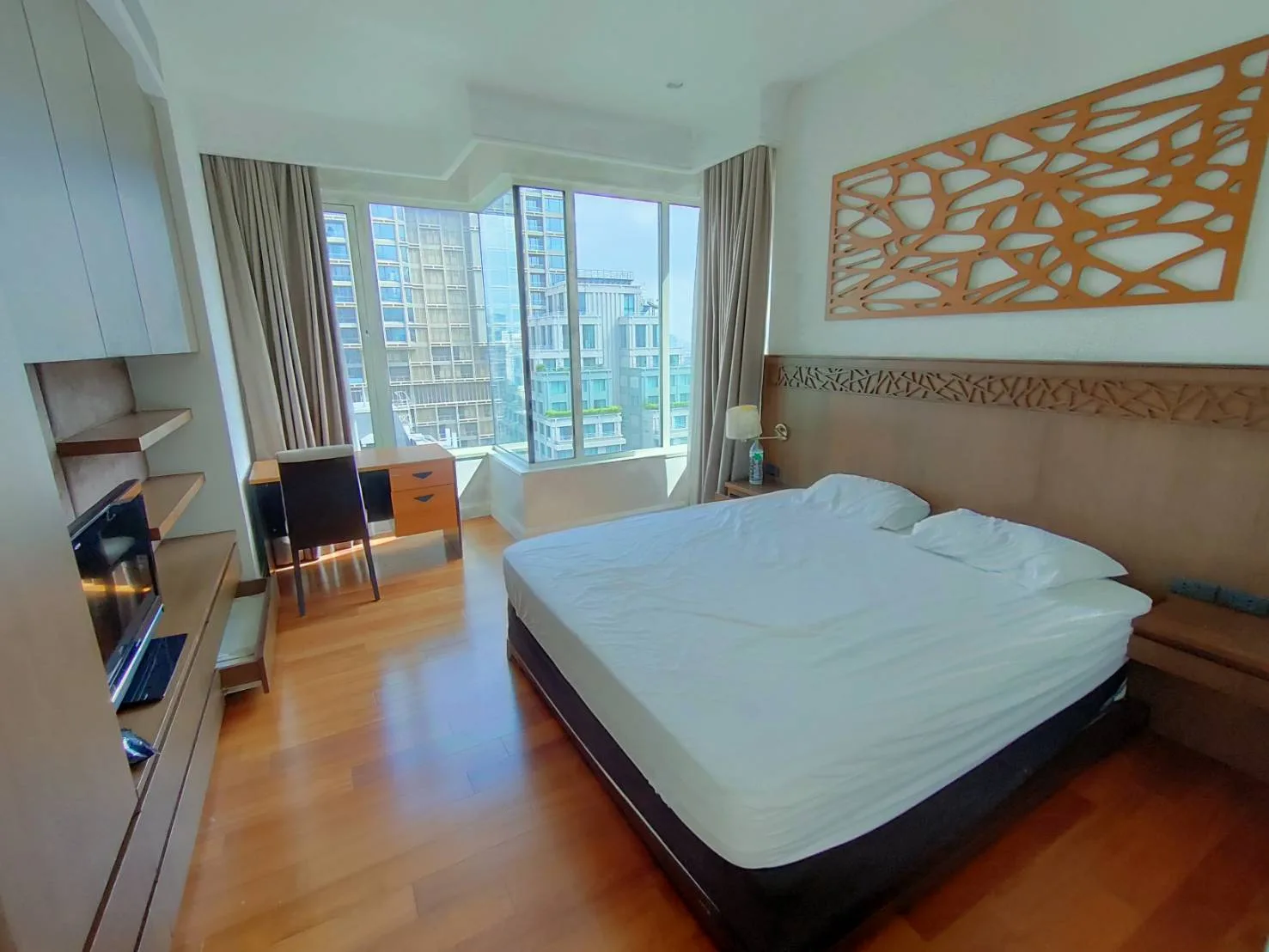 Property photos for Q Langsuan