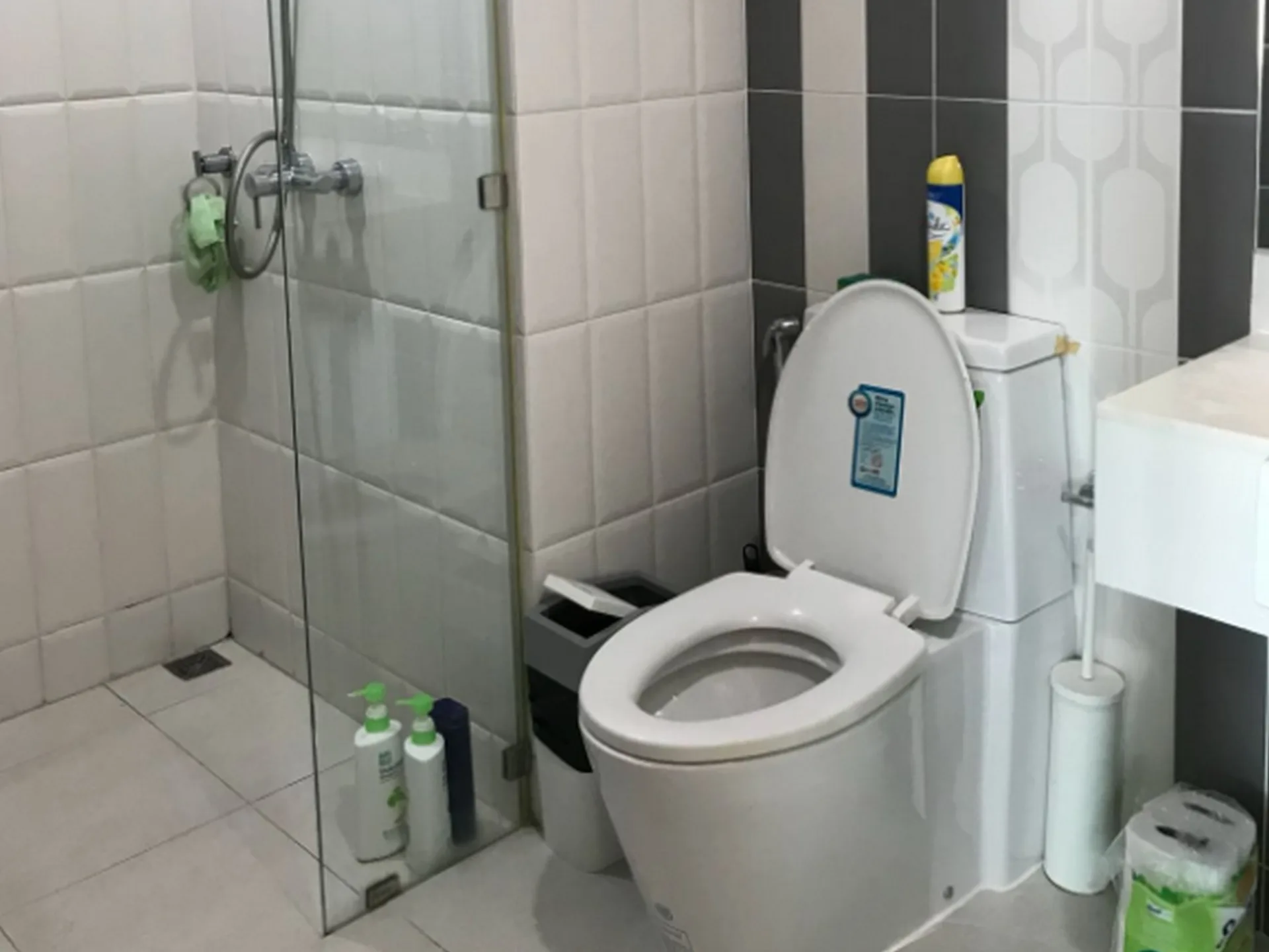 Property photos for Circle Condominium