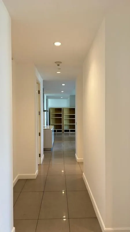 Property photos for 185 Rajadamri