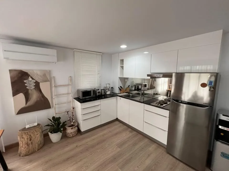 Property photos for The Clover Thonglor