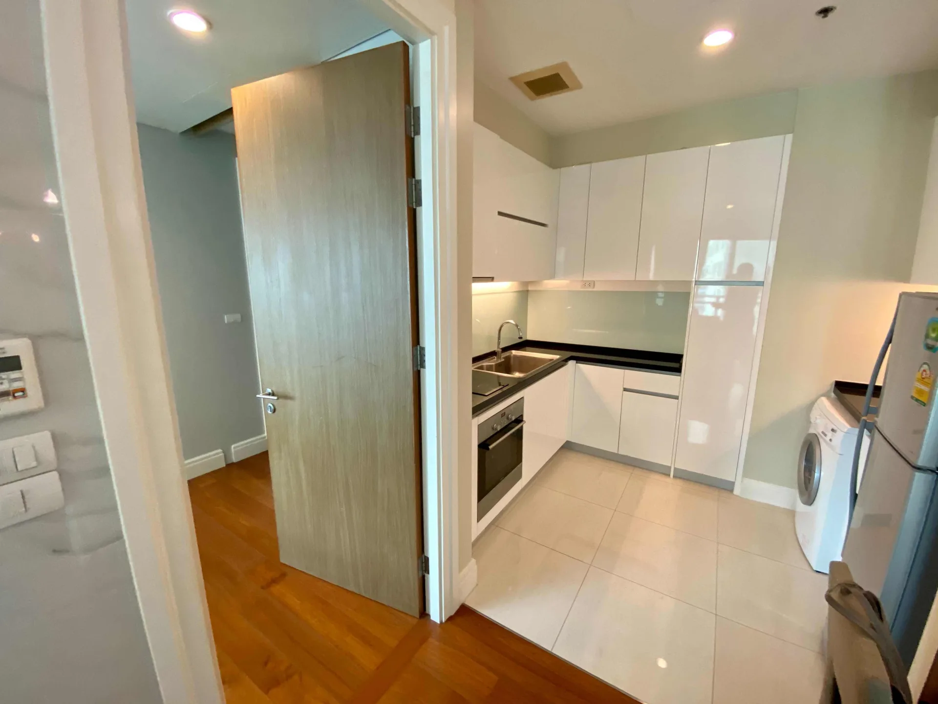 Property photos for Bright Sukhumvit 24