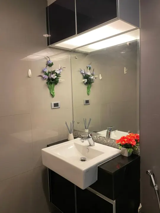 Property photos for The Crest Sukhumvit 34