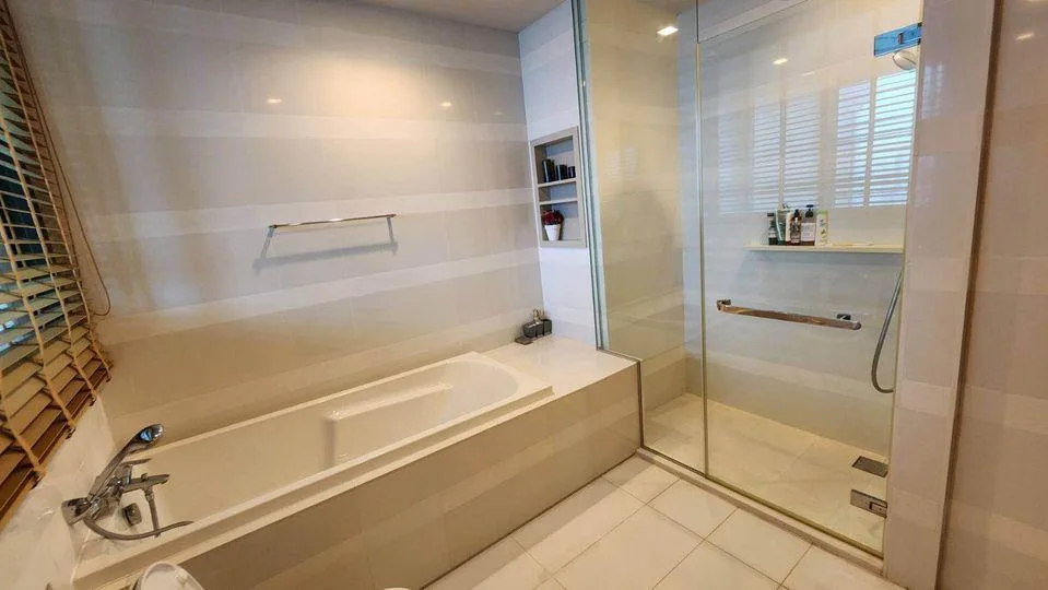 Property photos for Keyne