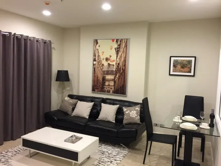 Property photos for The Crest Sukhumvit 34