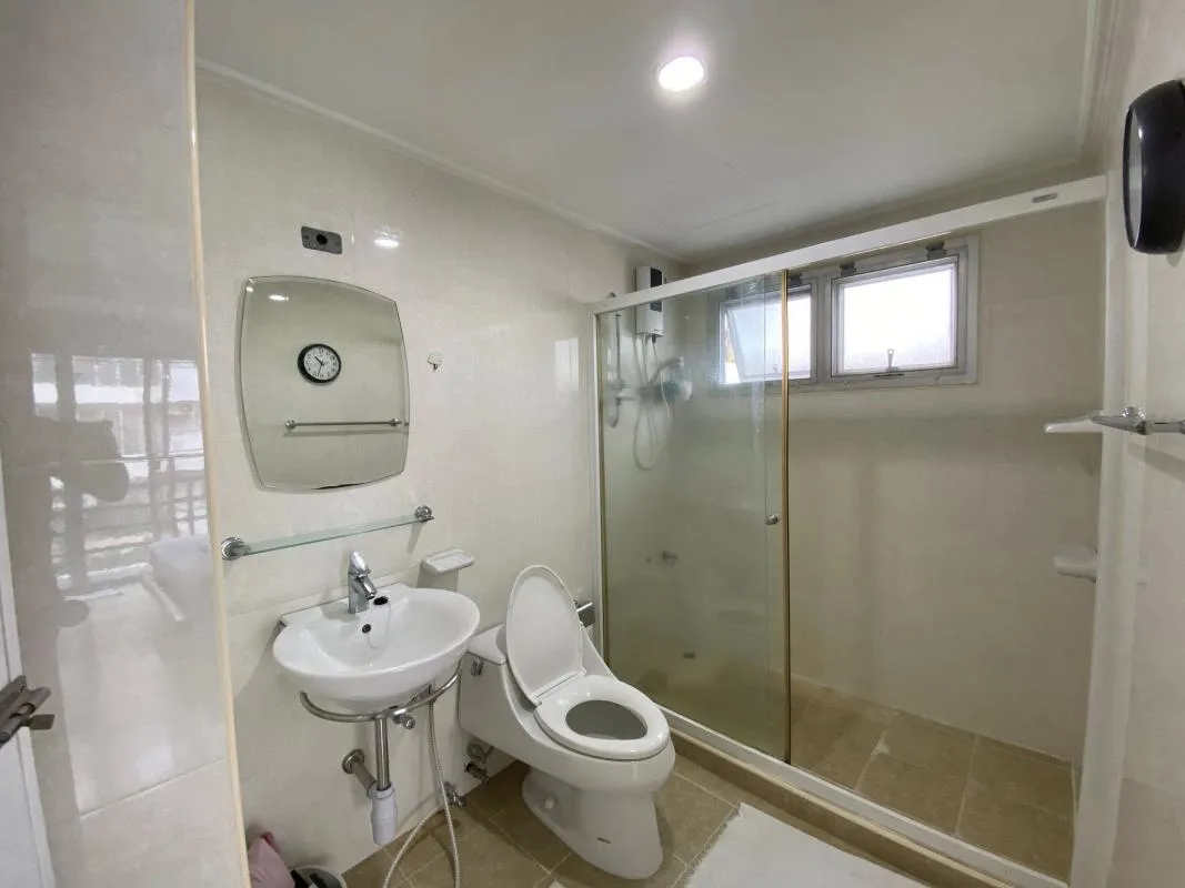 Property photos for The Waterford Rama 4
