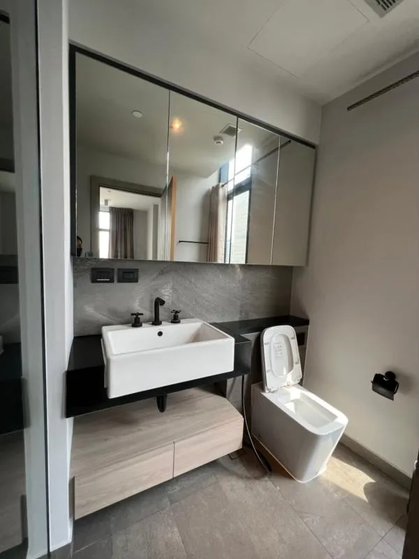 Property photos for The Lofts Asoke