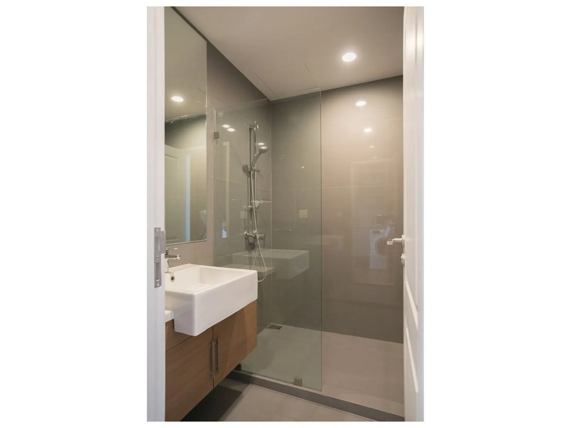Property photos for Noble Revolve Silom