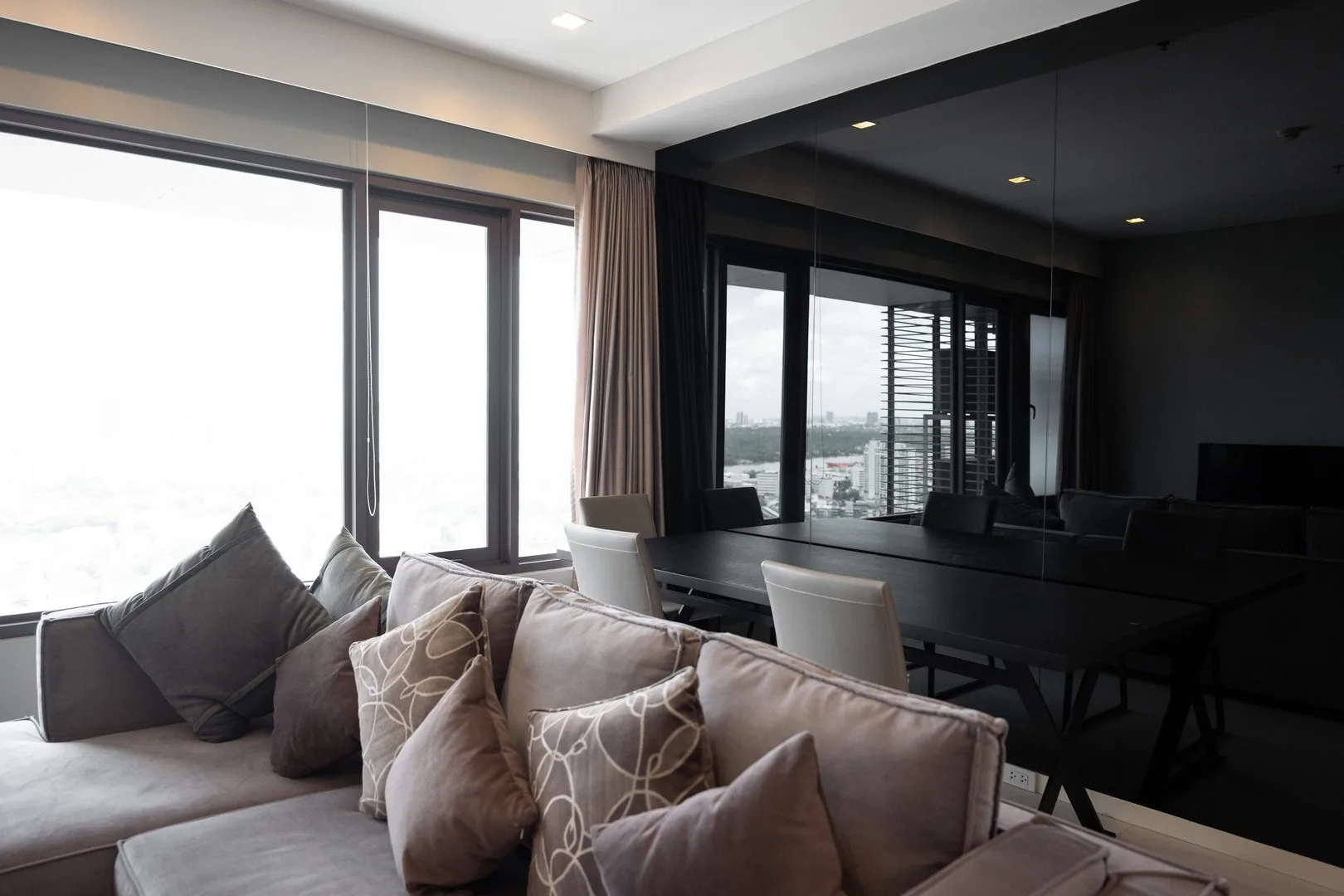 Property photos for Amanta Lumpini