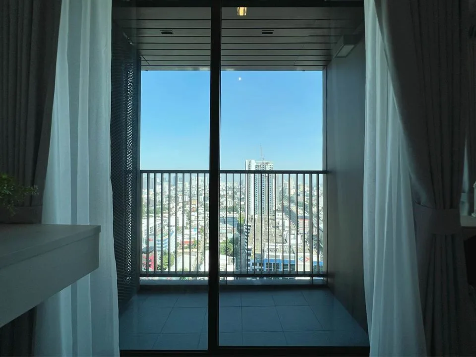Property photos for Whizdom Avenue Ratchada - Ladprao