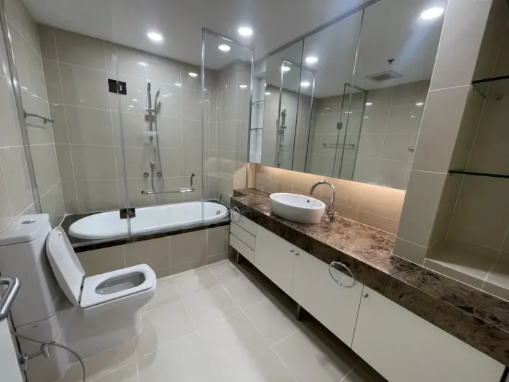 Property photos for The Legend Saladaeng