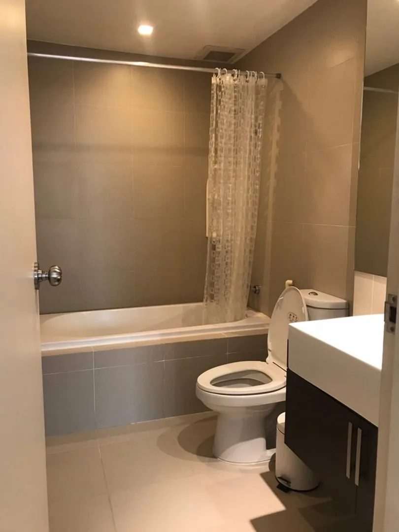Property photos for Noble Remix