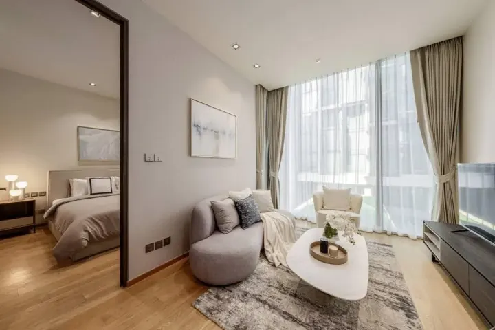 Property photos for 28 Chidlom