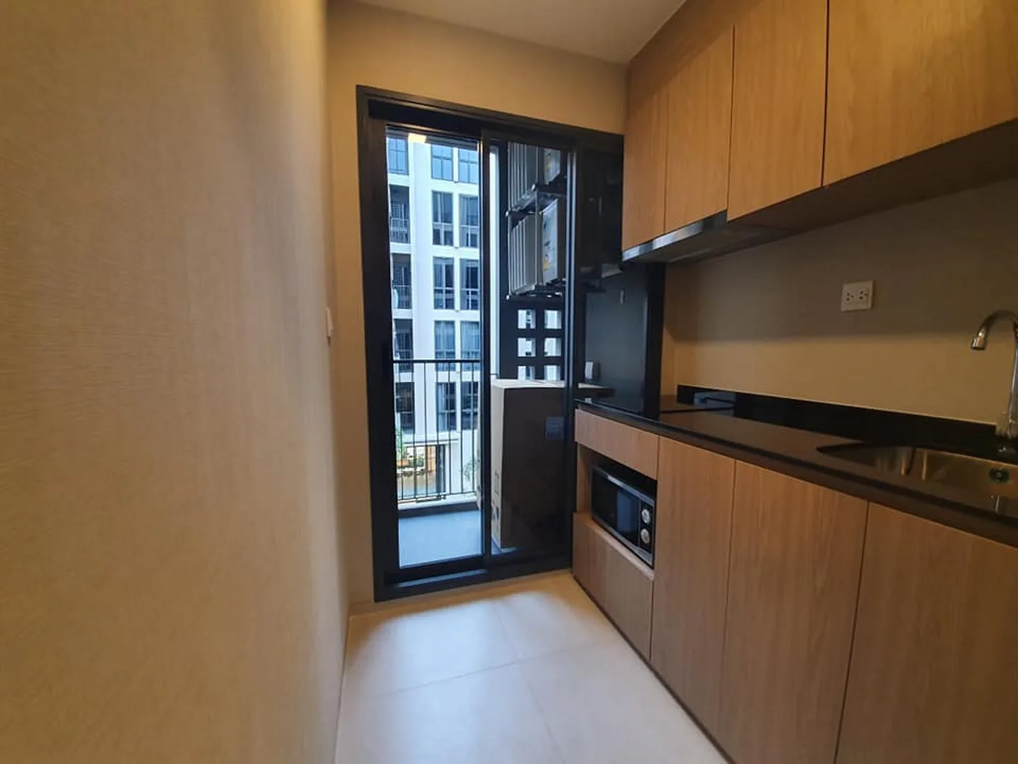 Property photos for Chambers On - nut Station