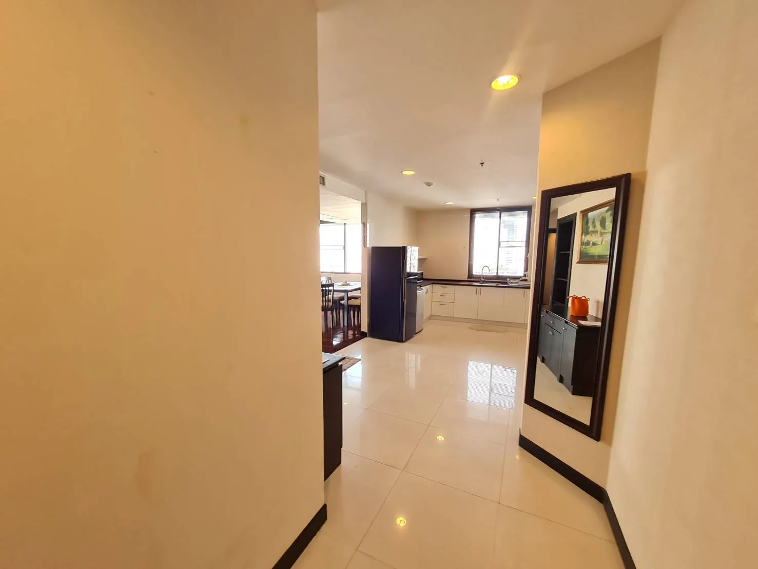 Property photos for Lake Green