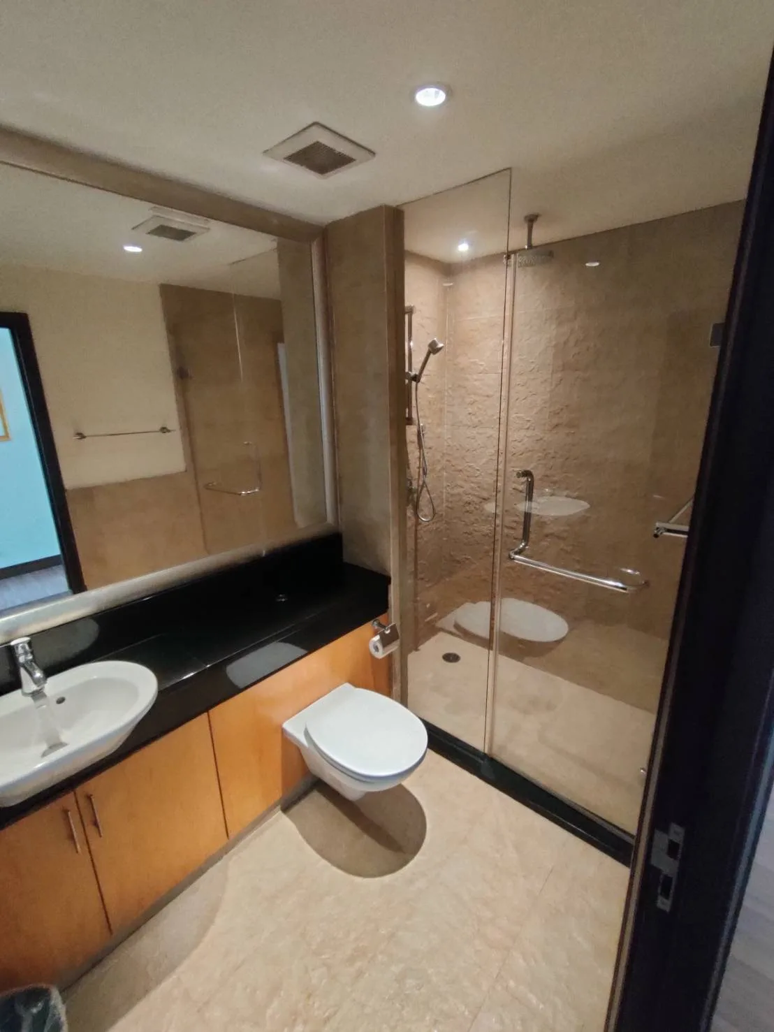Property photos for Sky Villas Sathorn