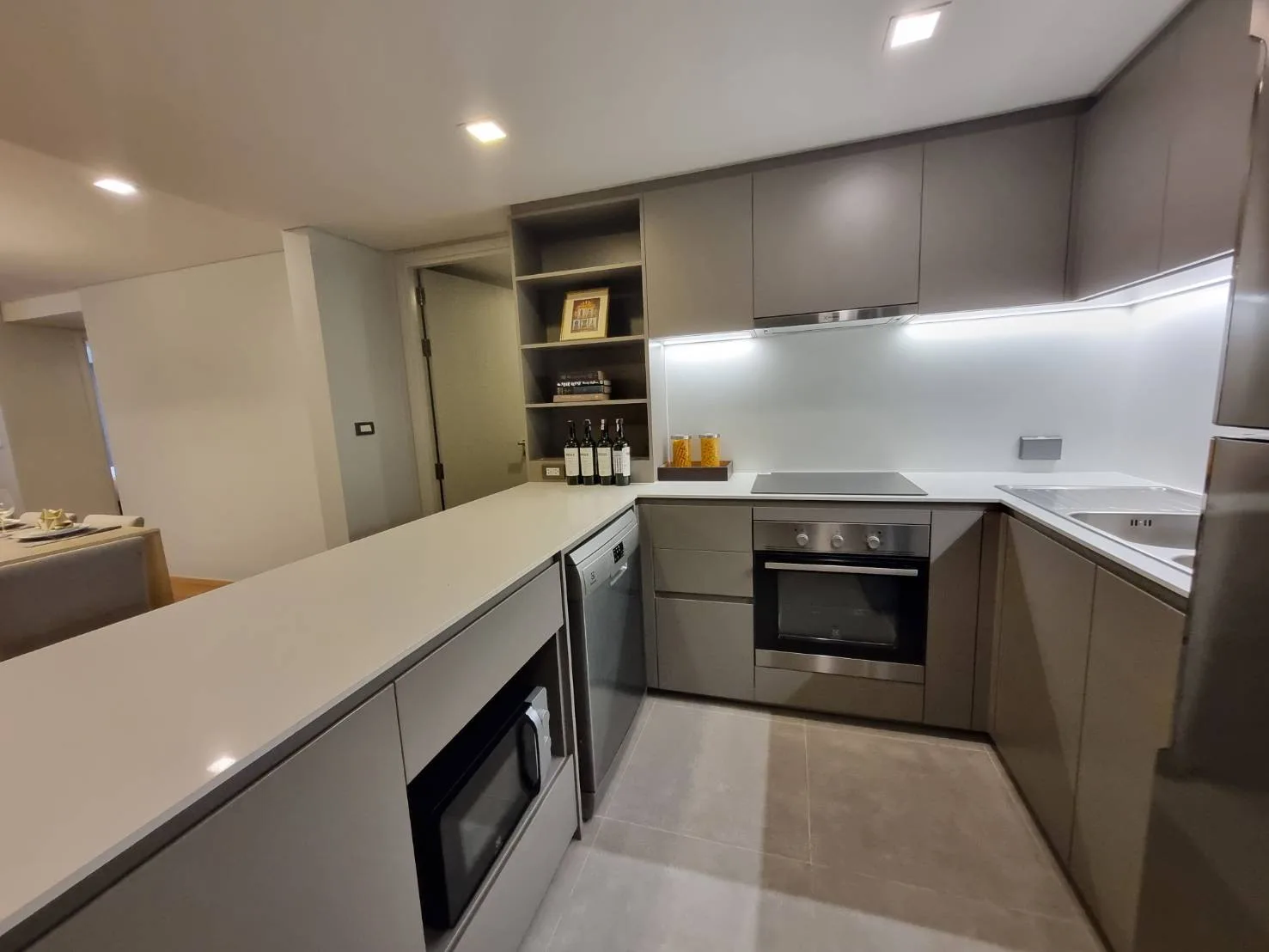 Property photos for Piya Apartment Sukhumvit 15