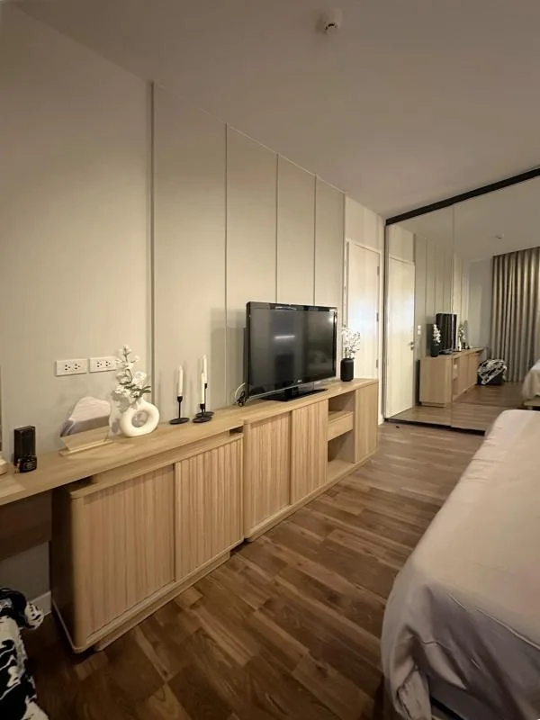 Property photos for The Room Sukhumvit 62