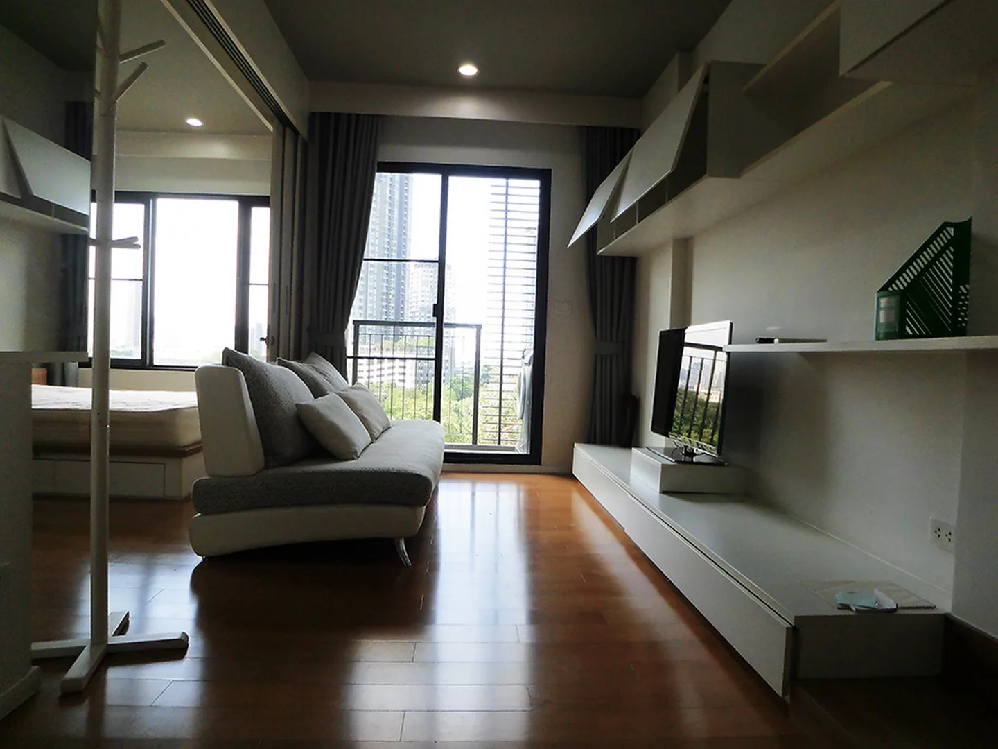 Property photos for Blocs 77