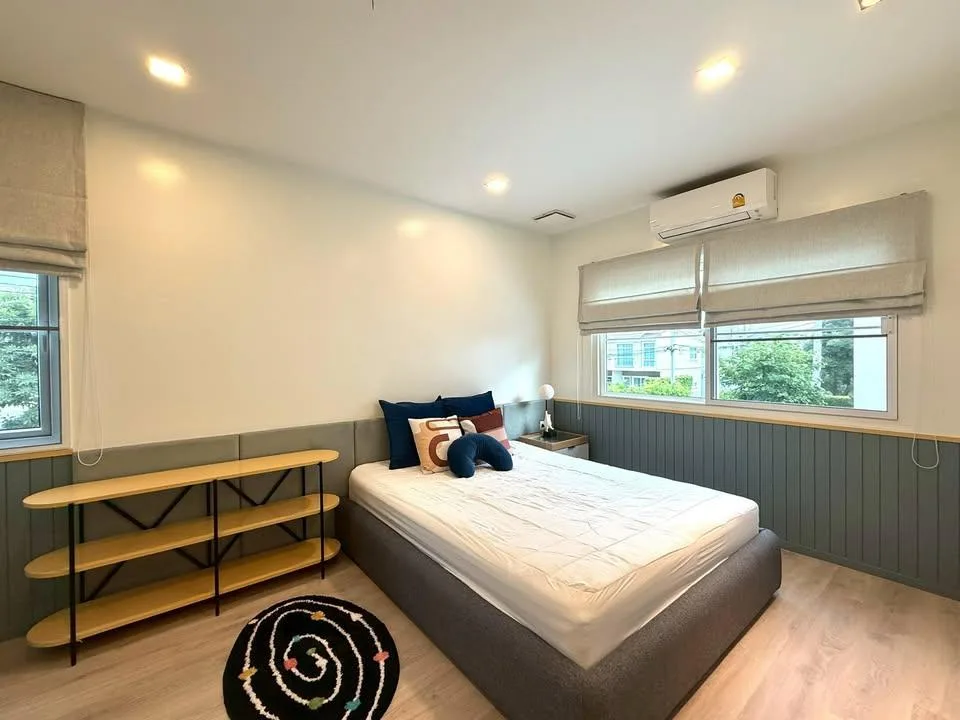 Property photos for Villaggio Srinakarin-bangna