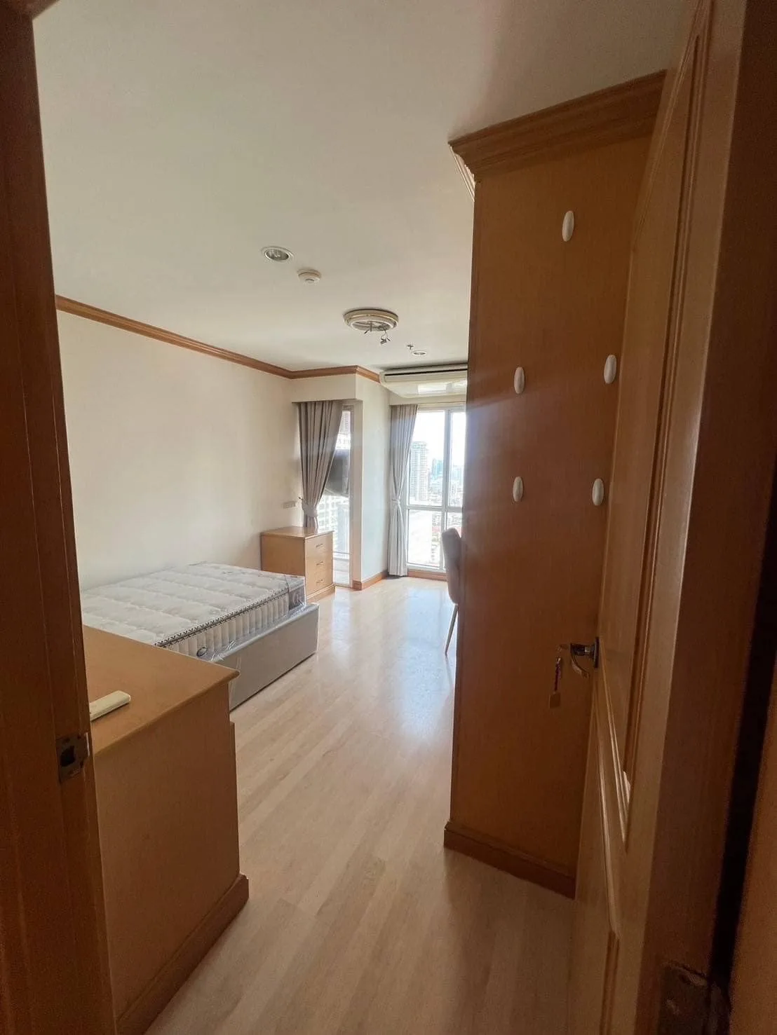 Property photos for Silom Suite