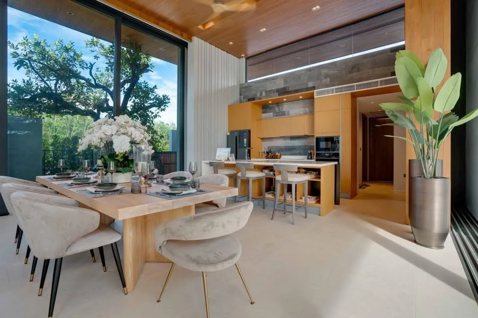 Property photos for Botanica Foresta
